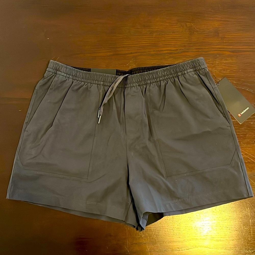 Lululemon Bowline Short 5” VersaTwill Size XXL